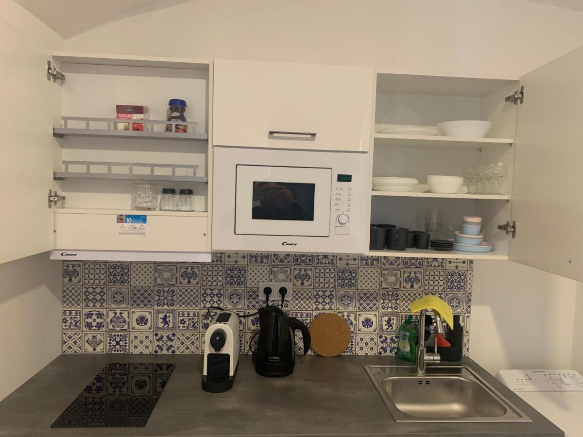 New Apartments Chain Florenc براغ المظهر الخارجي الصورة